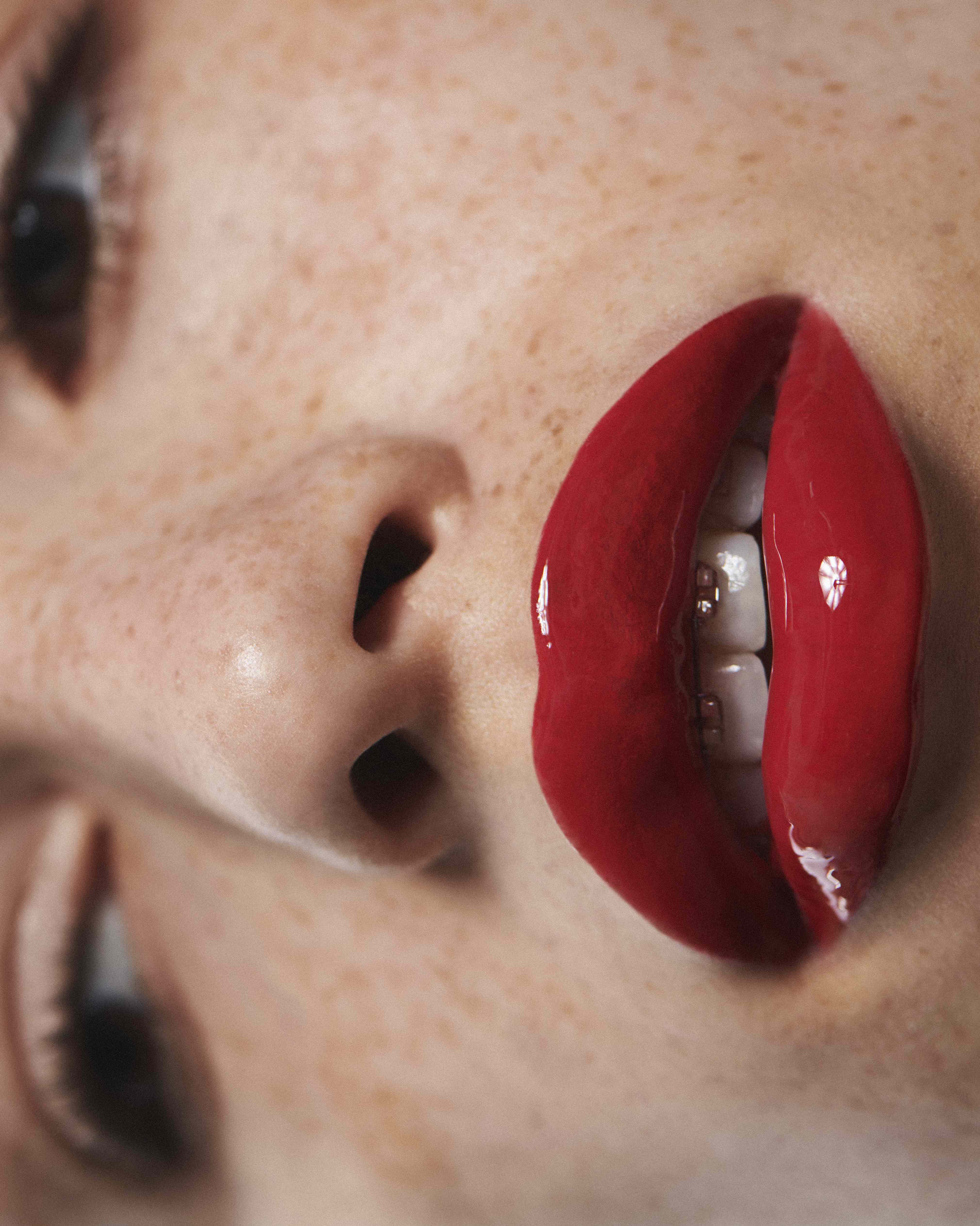 BEAUTY  - Photography by LAURENT HUMBERT