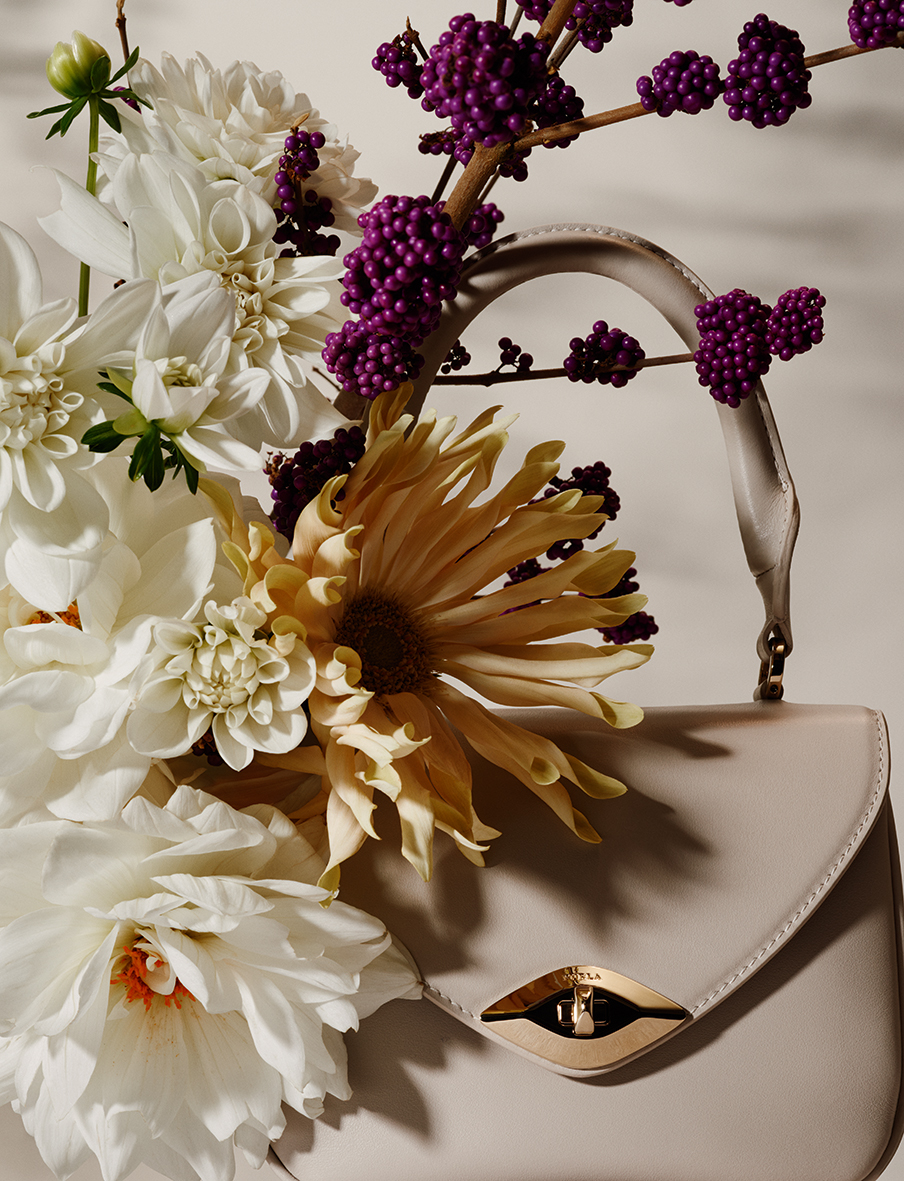 AMICA - Set Design by SEBASTIEN MICHELINI