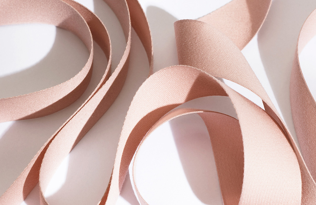 Burberry Fragrance - Photography by VICTORIA ZSCHOMMLER