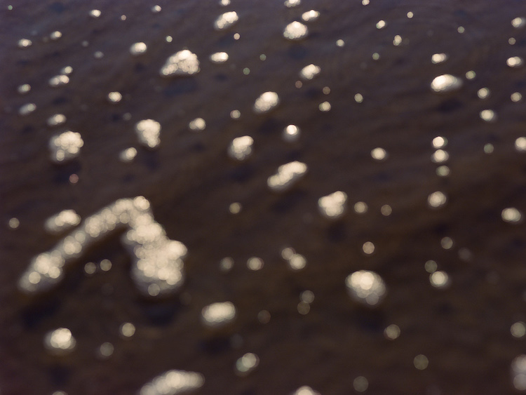 LA MER - Photography by VICTORIA ZSCHOMMLER