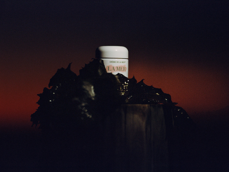 LA MER - Photography by VICTORIA ZSCHOMMLER