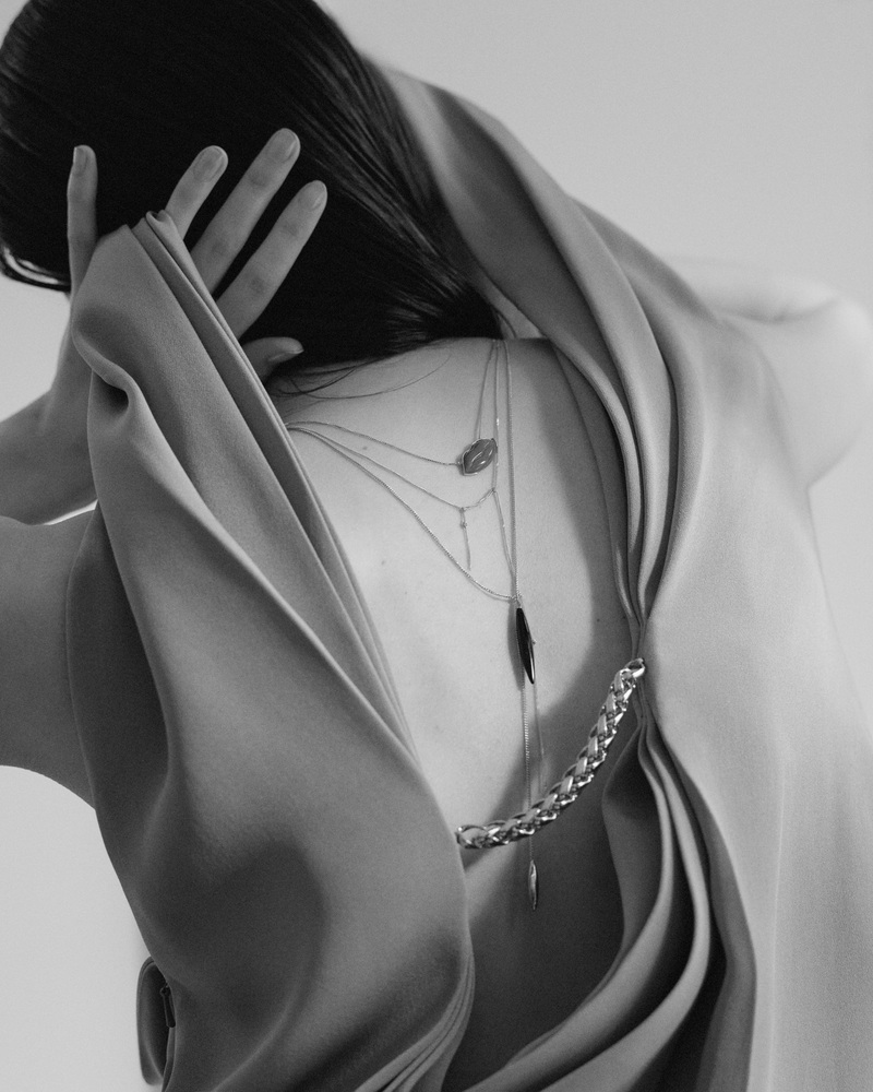 AMICA - Photography by VICTORIA ZSCHOMMLER