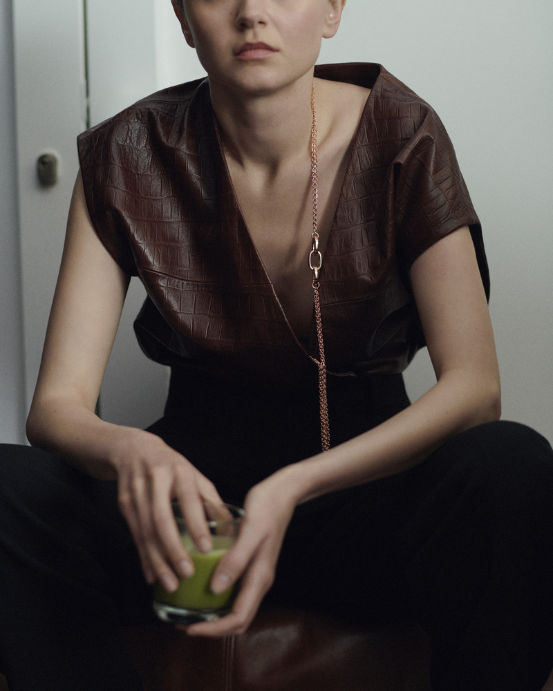 AMICA - Photography by VICTORIA ZSCHOMMLER