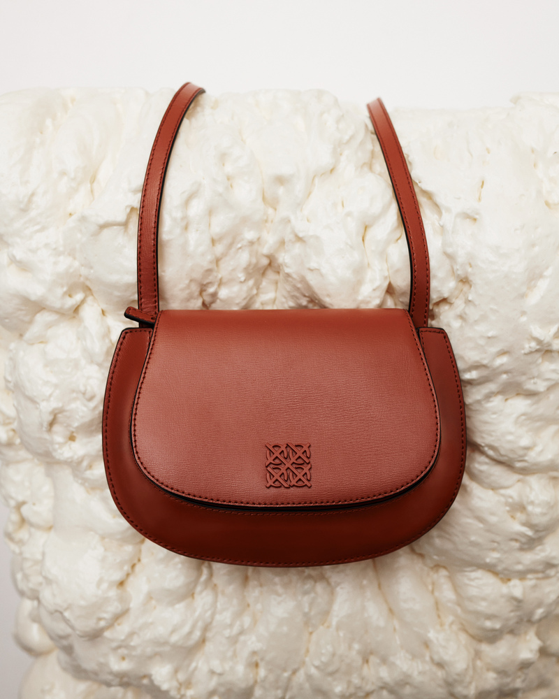 OROTON - Photography by VICTORIA ZSCHOMMLER