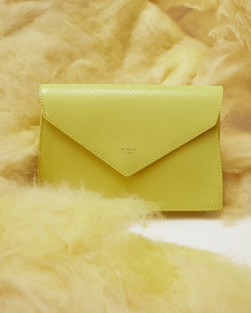 OROTON - Photography by VICTORIA ZSCHOMMLER