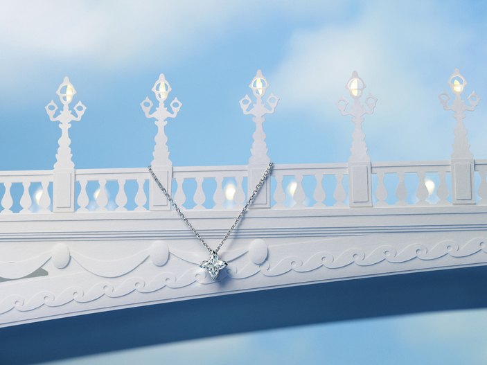 LOUIS VUITTON - Set Design by MATHILDE NIVET