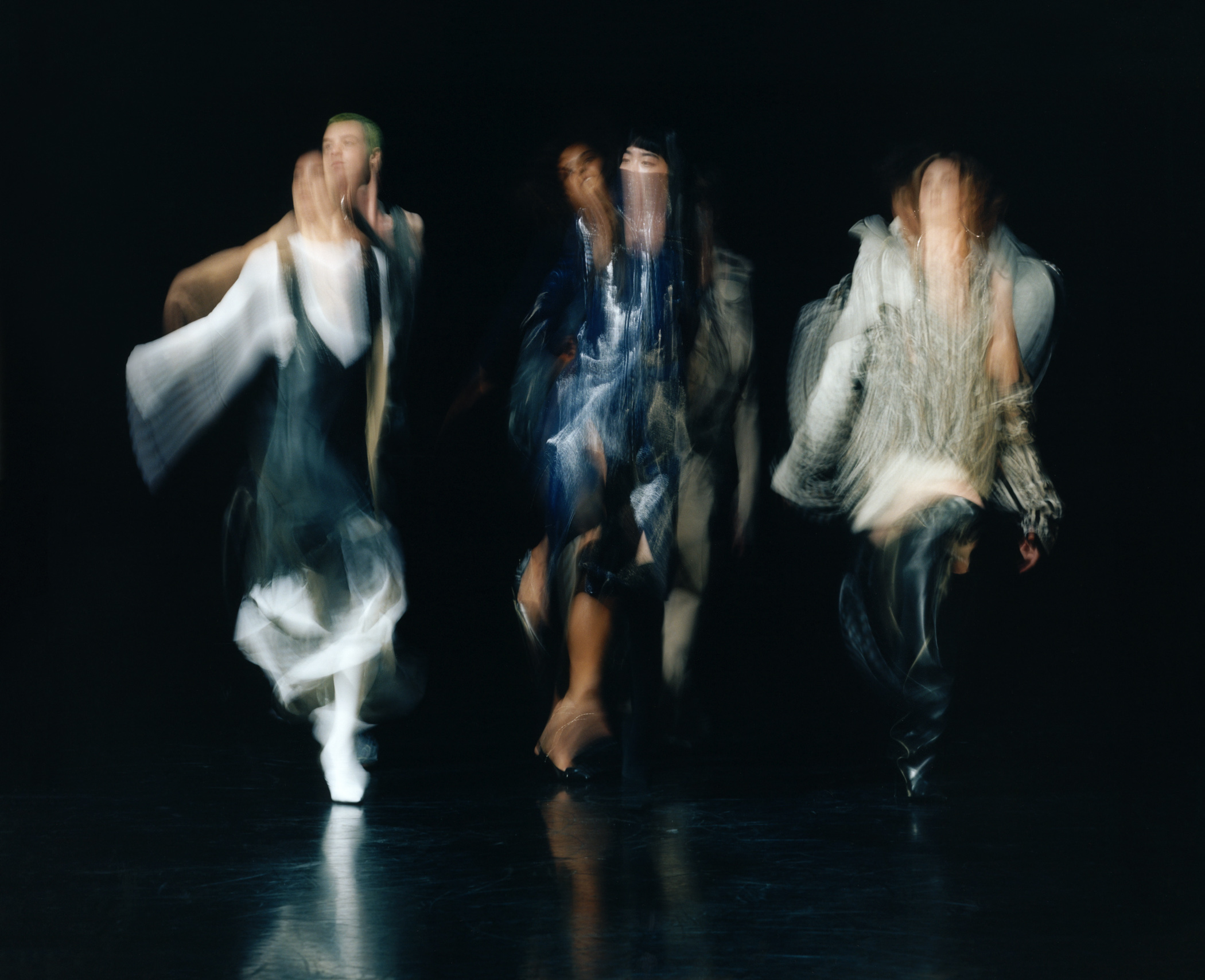 M LE MONDE - Photography by VINCENT DESAILLY 