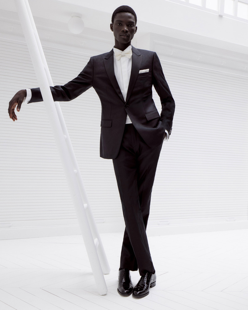 DIOR - Set Design by NICHOLAS WILLIAM WHITE