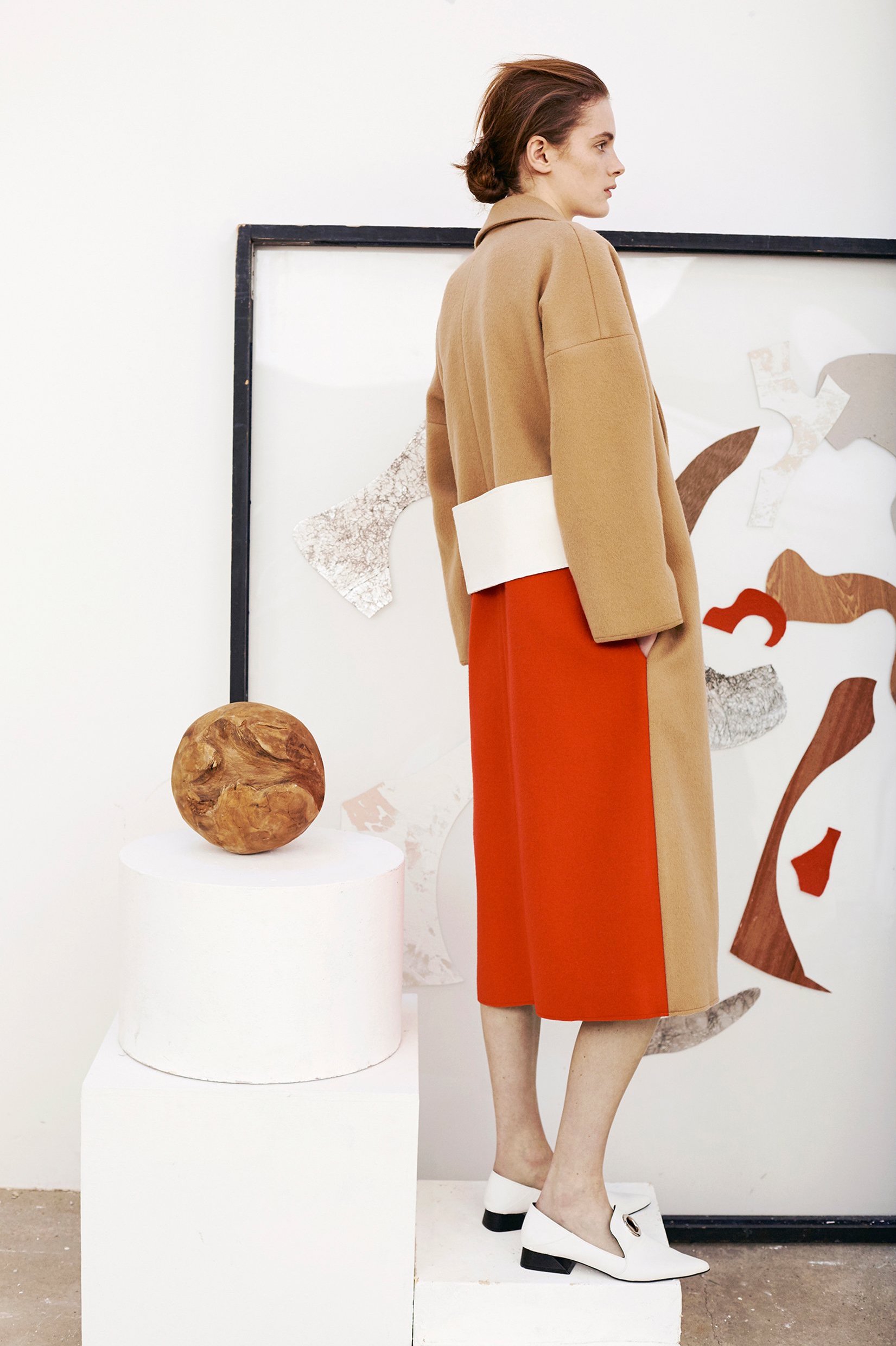 Rejina Pyo  - Set Design by ANNA SBIERA