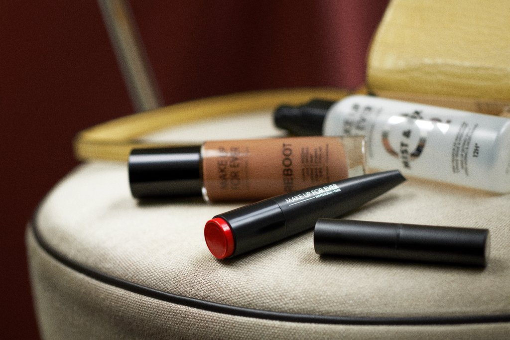 MAKE UP FOR EVER - Photography by VICTORIA ZSCHOMMLER