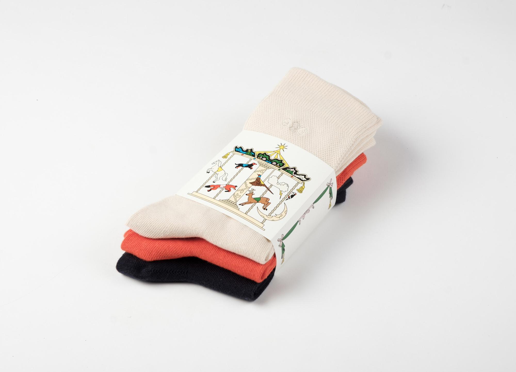 GLEIN SOCKS - Illustration by LAURA EDELBACHER