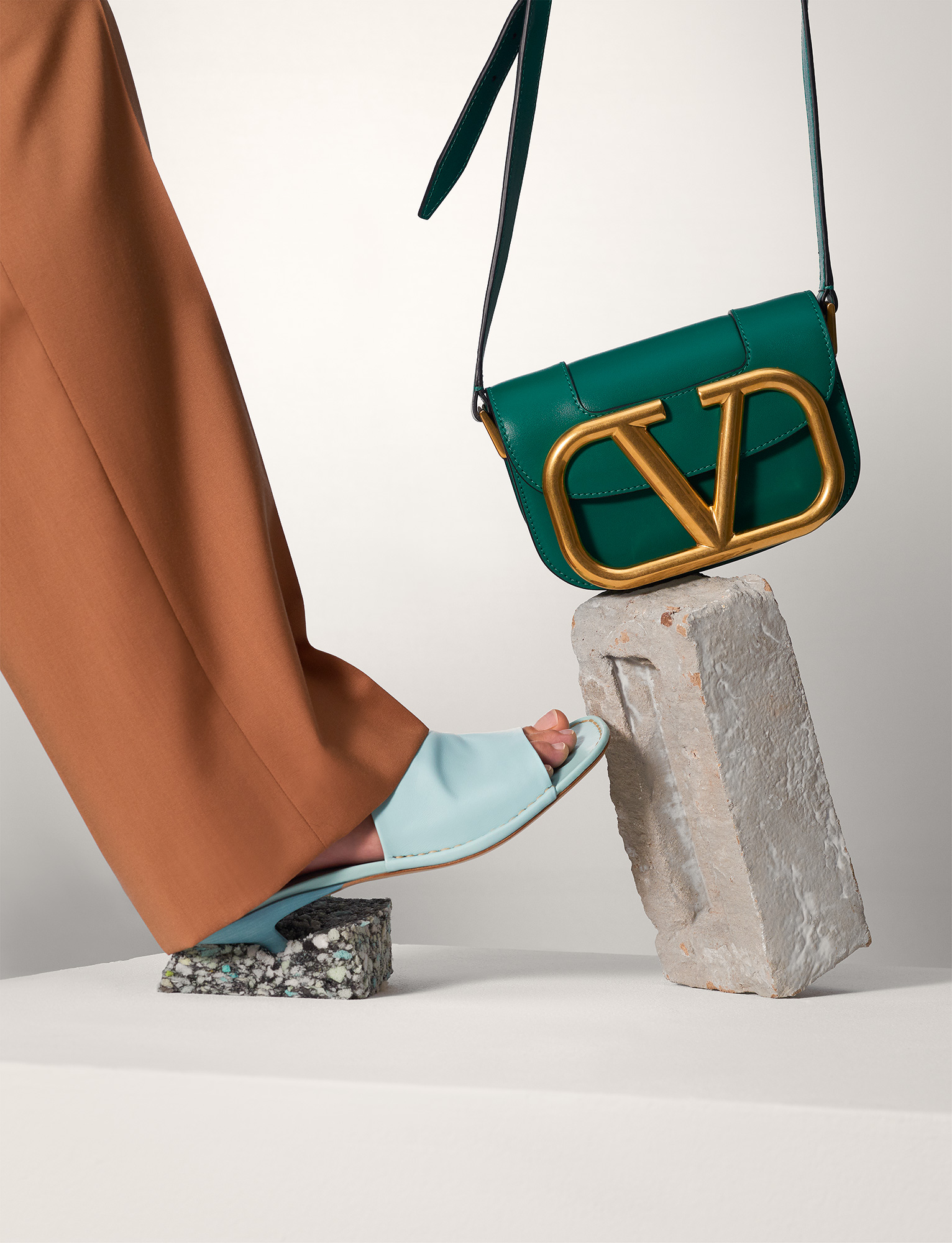 AMICA - Set Design by SEBASTIEN MICHELINI