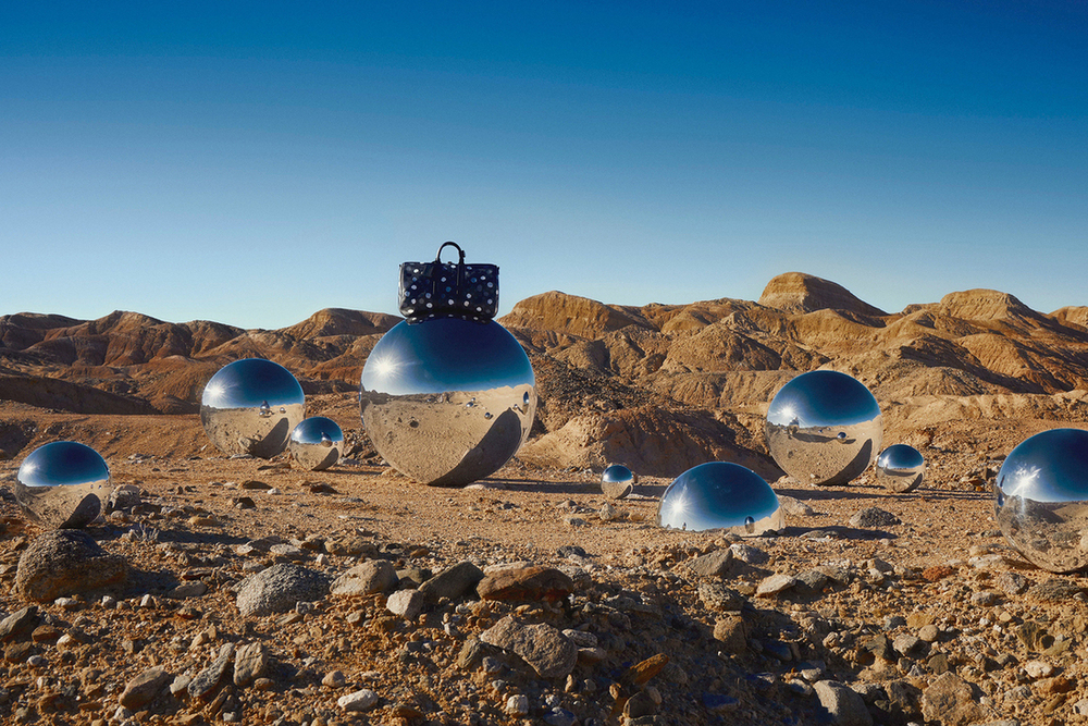 LOUIS VUITTON - Set Design by SEBASTIEN MICHELINI