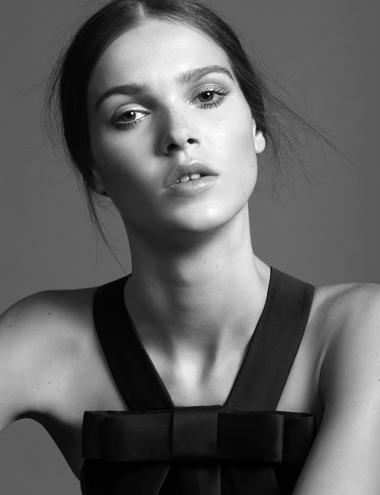 Beauty - Photography by LAURENT HUMBERT