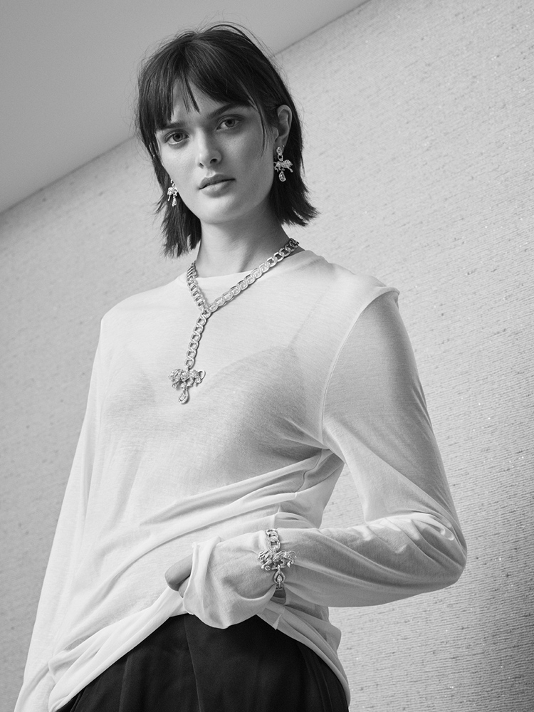 Inprint x Chanel - Photography by VICTORIA ZSCHOMMLER