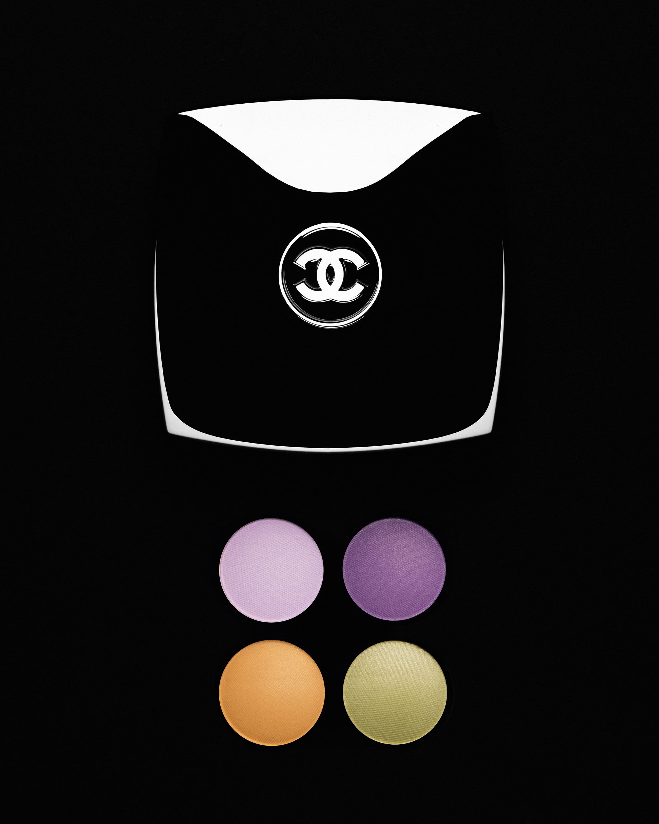 CHANEL BEAUTY - Photography by PIERRE TOSTAIN